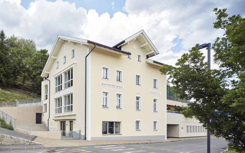 Kindergarten und Grundschule Oberinn